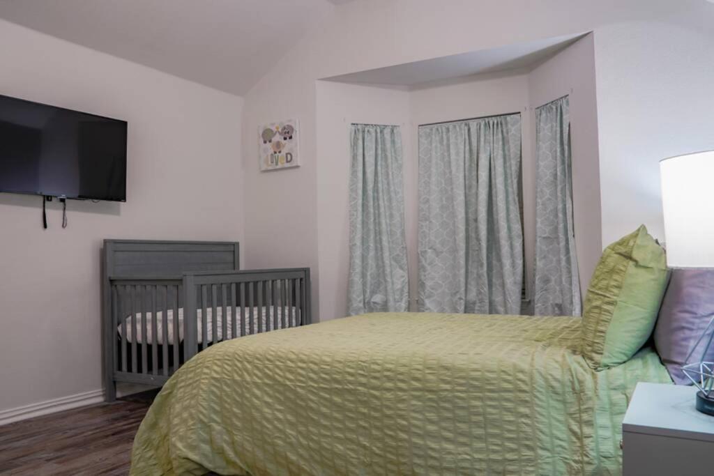 Remodeled Luxury With Proximity Villa Lewisville Luaran gambar